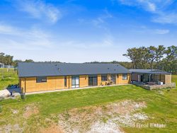 1 Hobbs Cl, Kalgan WA 6330, Australia