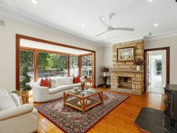 17 Fiona Rd, Beecroft NSW 2119, Australia