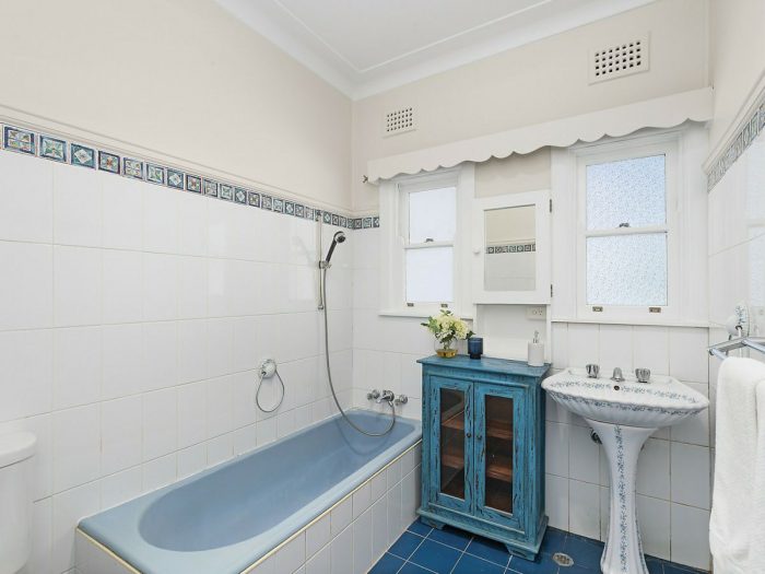 17 Fiona Rd, Beecroft NSW 2119, Australia