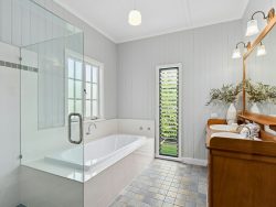 43 Volga Cres, Indooroopilly QLD 4068, Australia