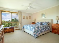 4 Hull Ct, Highfields QLD 4352, Australia