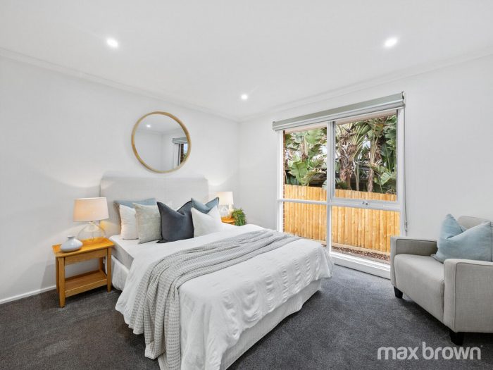 13 Lansell Rd, Mooroolbark VIC 3138, Australia