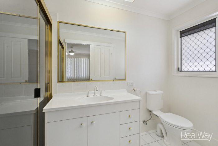 5 Michelle Ct, Raceview QLD 4305, Australia
