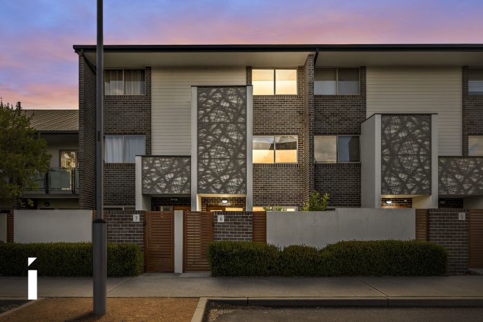 Unit 6/2 Clare Burton Cres, Franklin ACT 2913, Australia