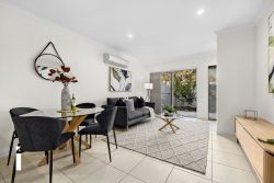 Unit 6/2 Clare Burton Cres, Franklin ACT 2913, Australia