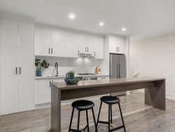 6 Ivory La, Seaford Meadows SA 5169, Australia