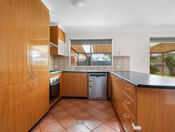 83 Keenan St, Hannans WA 6430, Australia