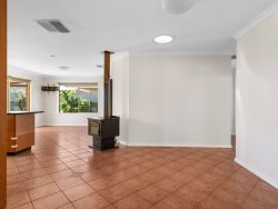 83 Keenan St, Hannans WA 6430, Australia