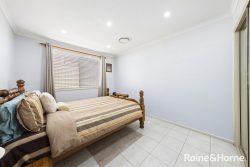 4 Chapman St, West Hoxton NSW 2171, Australia