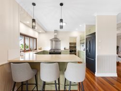 3 Benjamin Pl, Dundowran QLD 4655, Australia