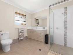 3 Benjamin Pl, Dundowran QLD 4655, Australia