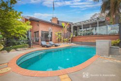 12 McGrath Ct, Wodonga VIC 3690, Australia