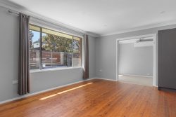 3 Minnamurra Rd, Gorokan NSW 2263, Australia