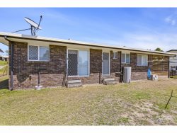 22 Pillich St, Kawana QLD 4701, Australia