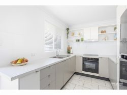 22 Pillich St, Kawana QLD 4701, Australia