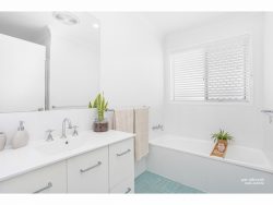 22 Pillich St, Kawana QLD 4701, Australia