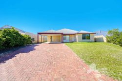 28 Walton Approach, Dalyellup WA 6230, Australia