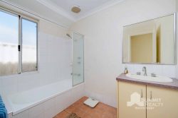 28 Walton Approach, Dalyellup WA 6230, Australia