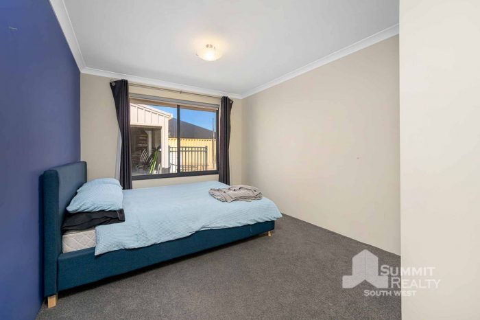 5 Batman Way, Dalyellup WA 6230, Australia