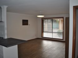 Unit 4/503 Hanel St, East Albury NSW 2640, Australia