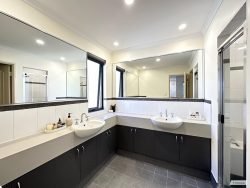 Unit 3/118 Huntriss Rd, Karrinyup WA 6018, Australia