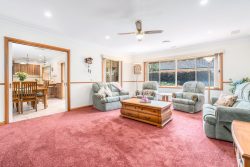 20 Parkland Dr, Hamlyn Heights VIC 3215, Australia