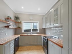 15 Pope St, Hamilton VIC 3300, Australia