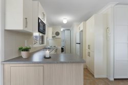 116 Mackellar Dr, Boronia Heights QLD 4124, Australia