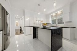 76 Rembrandt Dr, Merewether Heights NSW 2291, Australia