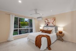 13 Exmoor St, Mudgeeraba QLD 4213, Australia