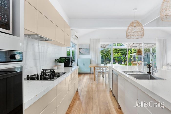 12 River St, Newport VIC 3015, Australia