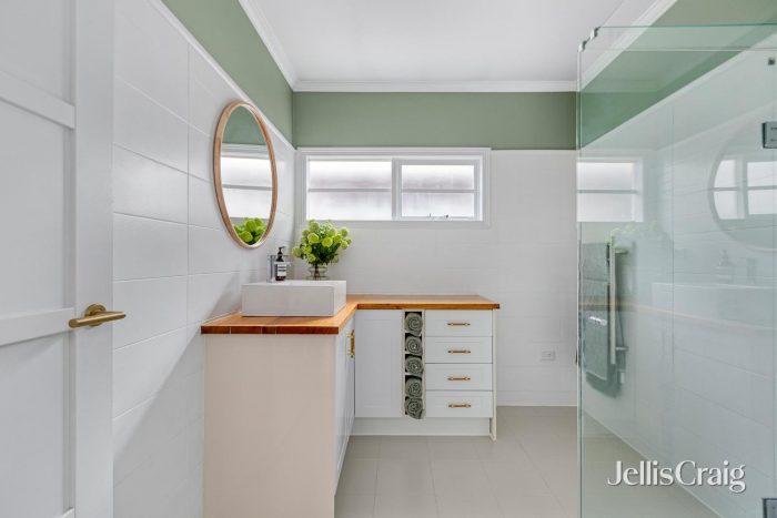 12 River St, Newport VIC 3015, Australia