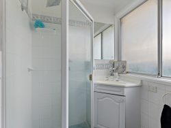 4 Sandgate St, Reynella SA 5161, Australia