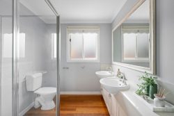 44 Santa Monica Dr, Keilor Lodge VIC 3038, Australia