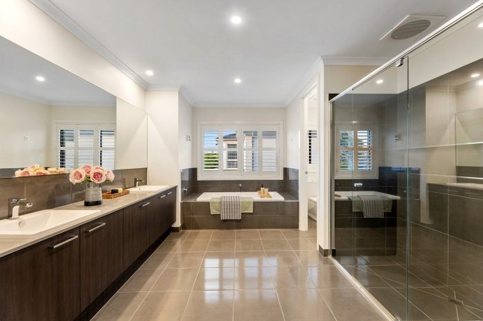 81 Sevenoaks Rd, Burwood East VIC 3151, Australia