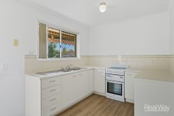 Unit 4/86 Woodford St, Cunningham Views, One Mile QLD 4305, Australia