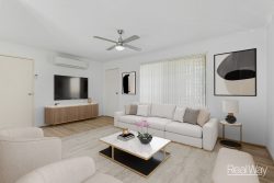 Unit 4/86 Woodford St, Cunningham Views, One Mile QLD 4305, Australia