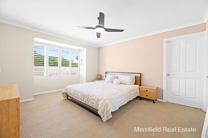 18 Susan Ct, Yakamia WA 6330, Australia