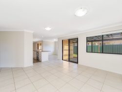 24 Viewmont Way, Woongarrah NSW 2259, Australia