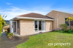 392 Village Dr, Kingston TAS 7050, Australia