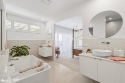 46 Woodhurst Rd, Seven Mile Beach TAS 7170, Australia