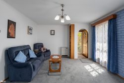 1A Coolac Ct, Lindisfarne TAS 7015, Australia