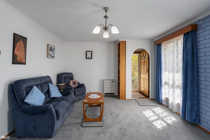 1A Coolac Ct, Lindisfarne TAS 7015, Australia