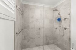 4A Macquarie St, Bolton Point NSW 2283, Australia