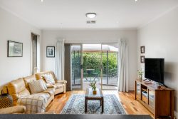 1A Malcolm Ave, Marion SA 5043, Australia