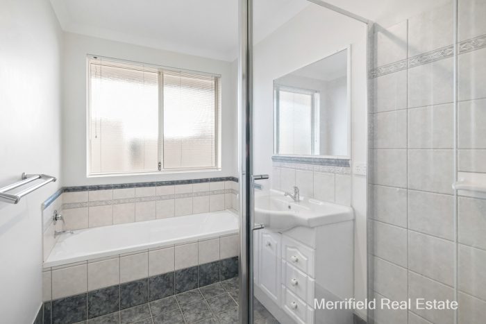Unit 2/157A Middleton Rd, Mount Clarence WA 6330, Australia