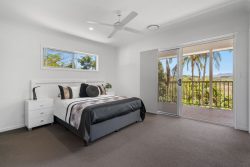 107 Fraser Dr, Banora Point NSW 2486, Australia