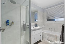 5 Numering Ct, Kurunjang VIC 3337, Australia