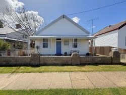 129 Albury St, Harden NSW 2587, Australia