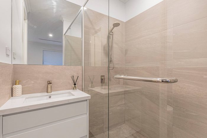 246B Weaponess Rd, Wembley Downs WA 6019, Australia